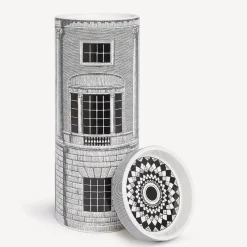 FORNASETTI NEL MENTRE Candela Torre Architettura New