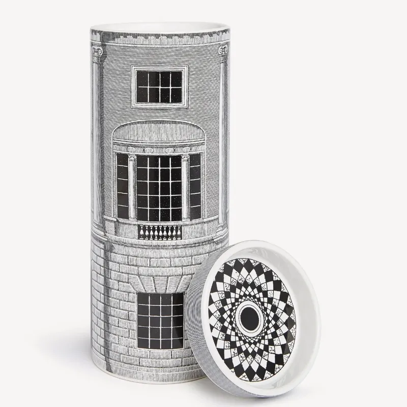 FORNASETTI NEL MENTRE Candela Torre Architettura New
